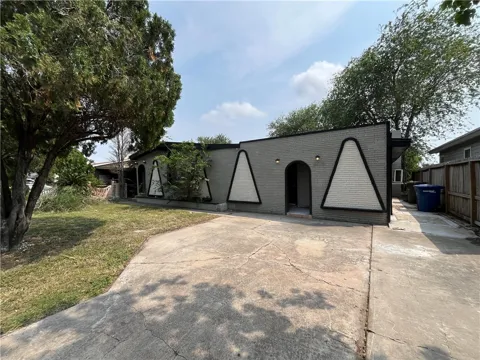3309 Mahan Drive