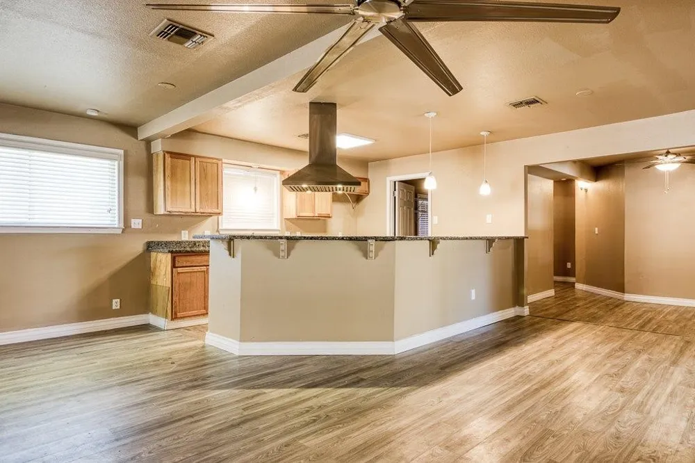111 Chase Drive Portland, TX 78374