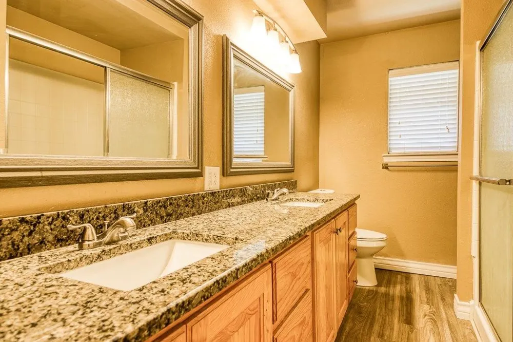 111 Chase Drive Portland, TX 78374