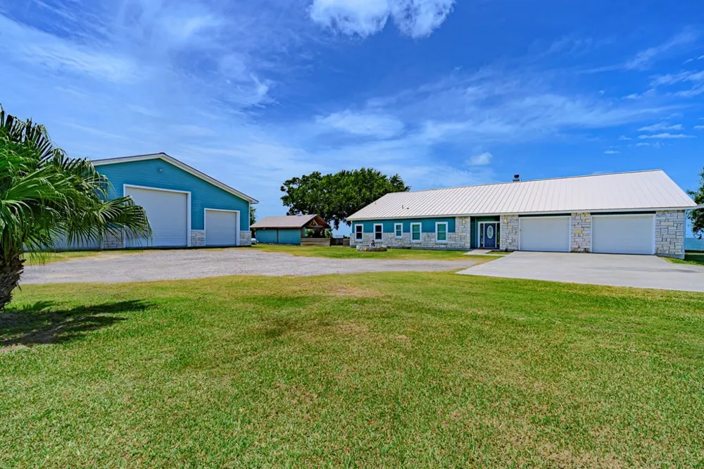 1459 FM 1069 Ingleside, TX 78362