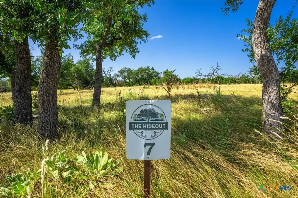 Brook Hollow Lane Mountain Home, TX 78058