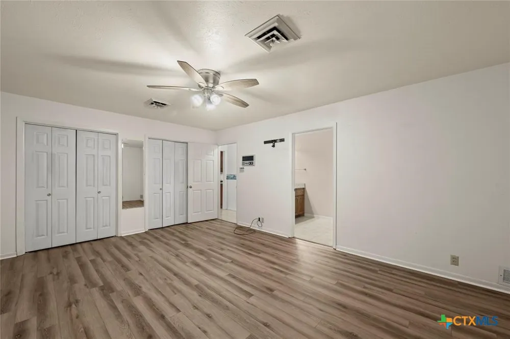 700 Shanklin Road Belton, TX 76513