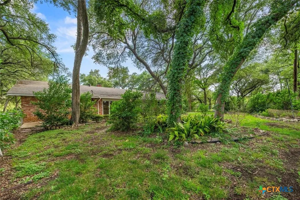 700 Shanklin Road Belton, TX 76513