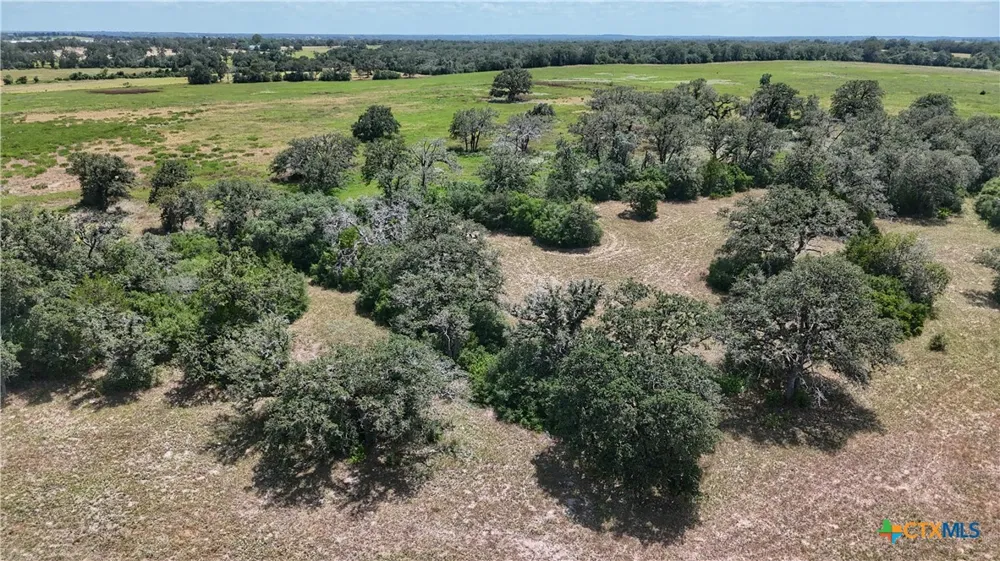 5 State Highway 304 Harwood, TX 78632