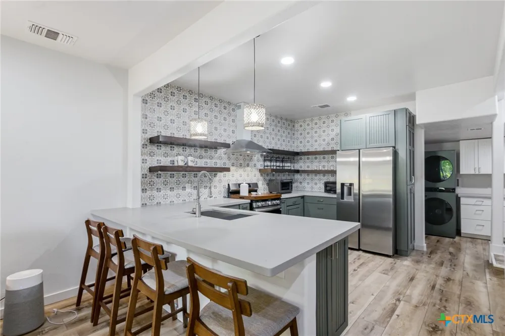 502 W Houston Avenue Seadrift, TX 77983