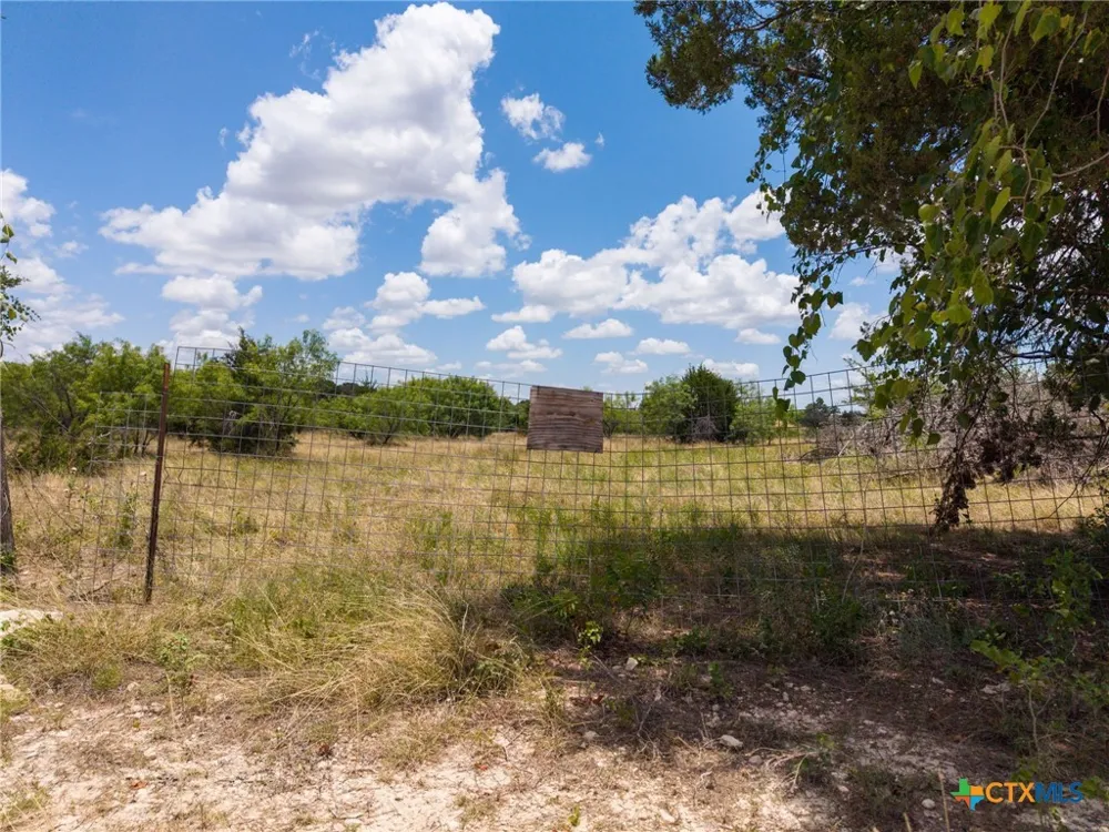 CR 102 Gatesville, TX 76528