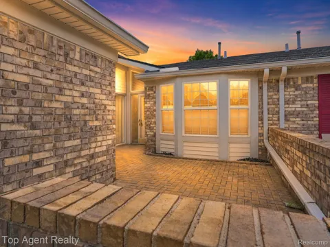48659 Sundance Court