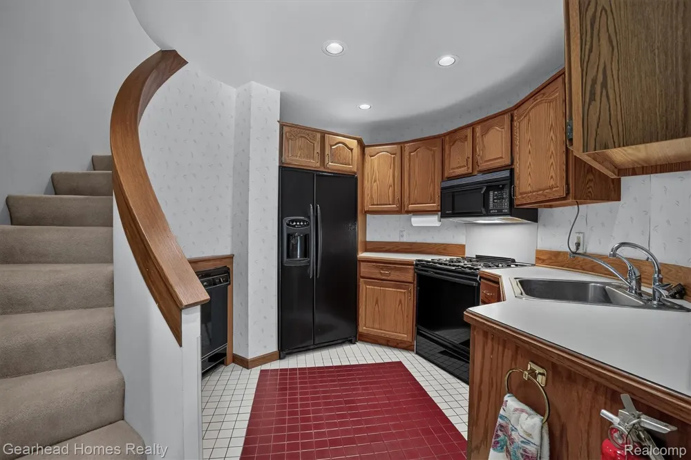3486 W Drahner Road Oxford Charter Township, MI 48371