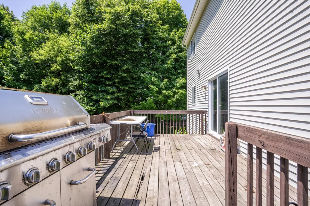 2678 Cotherstone Drive SW Wyoming City, MI 49418