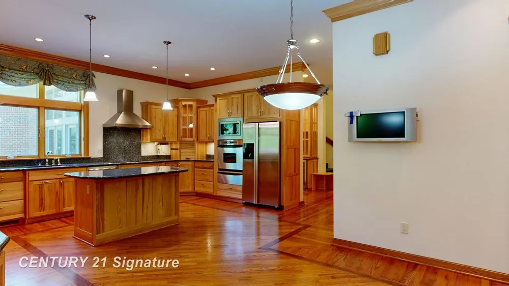 5590 Pine Gate Drive Saginaw Charter Township, MI 48603