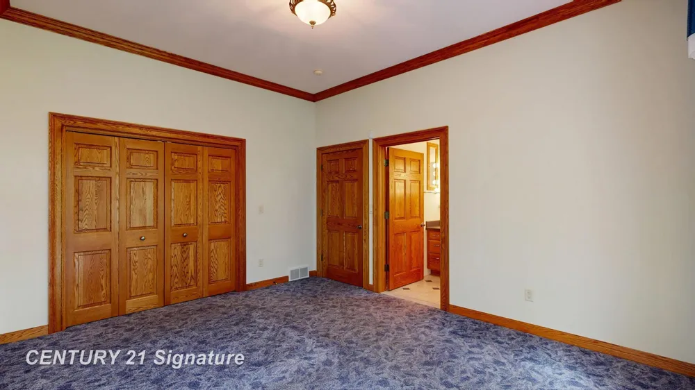 5590 Pine Gate Drive Saginaw Charter Township, MI 48603