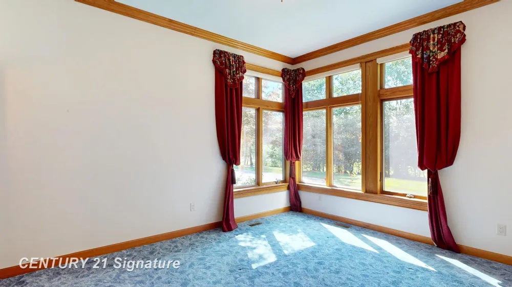 5590 Pine Gate Drive Saginaw Charter Township, MI 48603