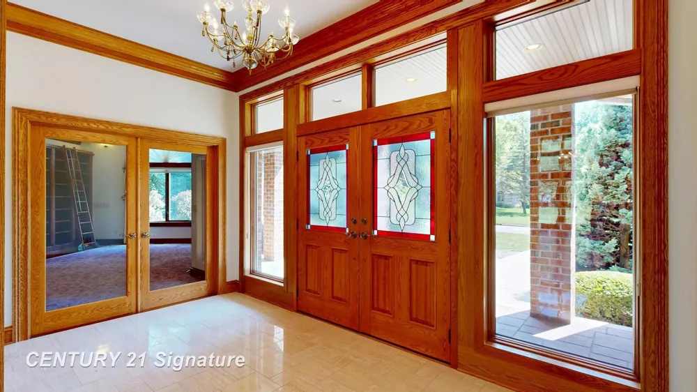 5590 Pine Gate Drive Saginaw Charter Township, MI 48603