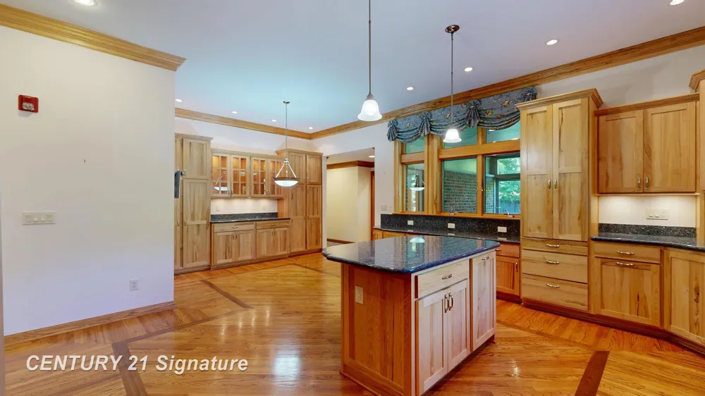 5590 Pine Gate Drive Saginaw Charter Township, MI 48603