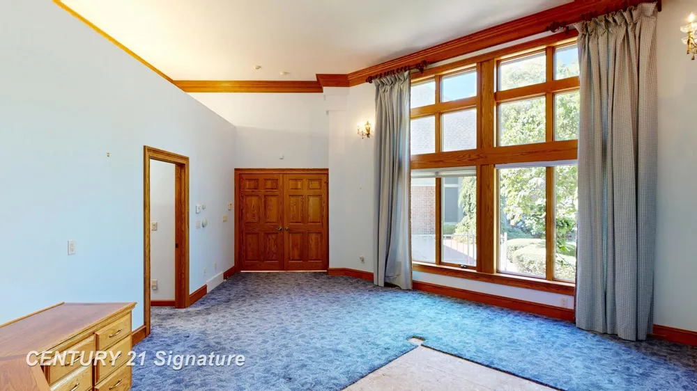 5590 Pine Gate Drive Saginaw Charter Township, MI 48603