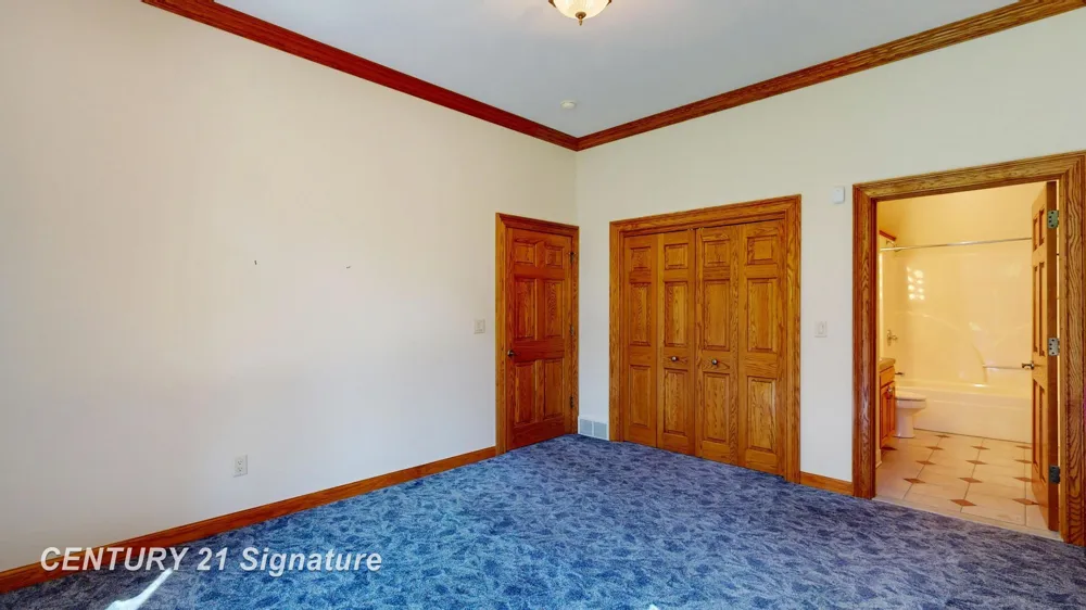 5590 Pine Gate Drive Saginaw Charter Township, MI 48603