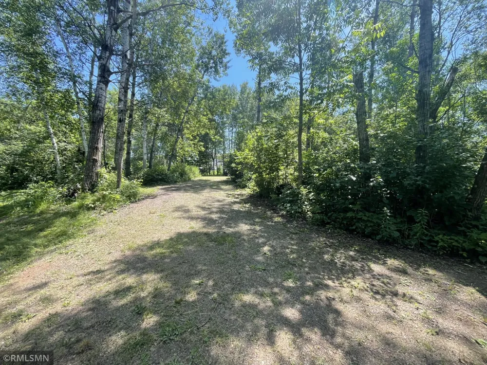 38539 Clover Circle Hinckley, MN 55037