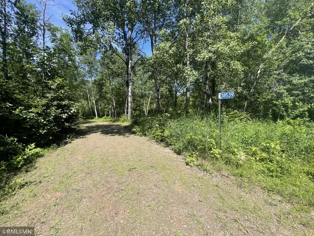 38539 Clover Circle Hinckley, MN 55037
