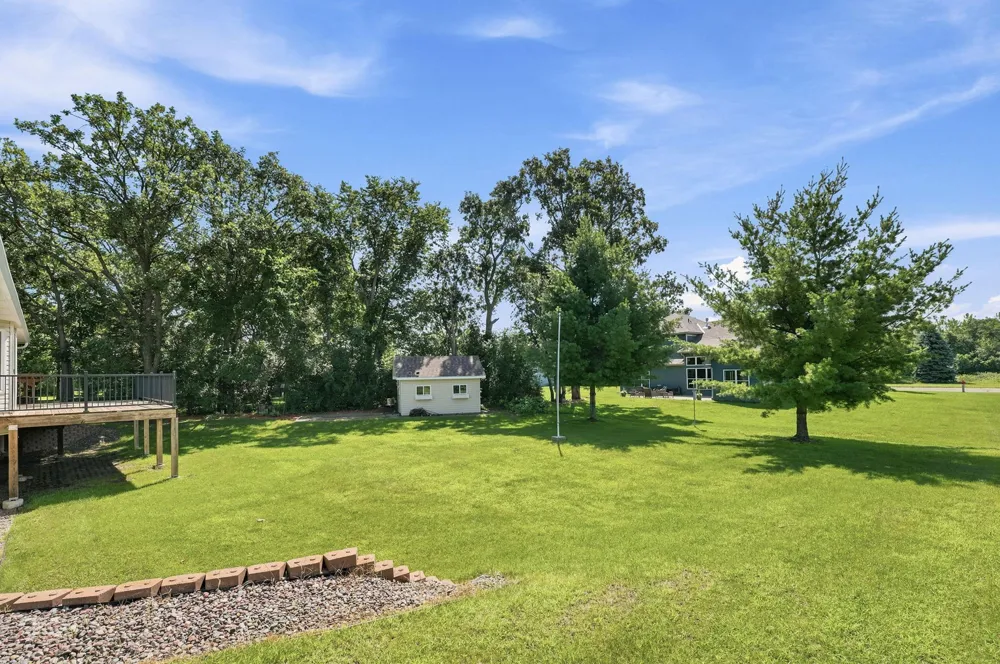 38249 Everton Avenue North Branch, MN 55056