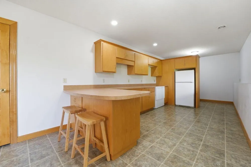 38249 Everton Avenue North Branch, MN 55056