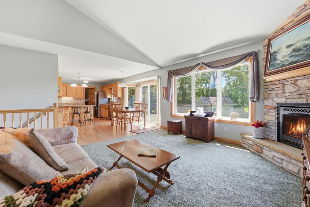 38249 Everton Avenue North Branch, MN 55056