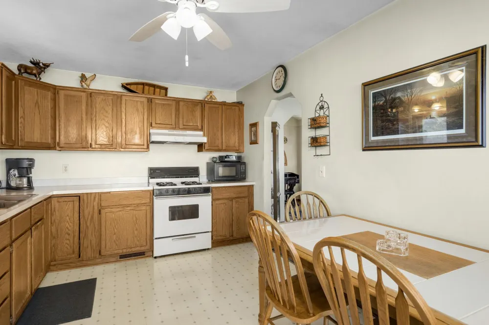 6240 Red Oak Road Mound, MN 55364