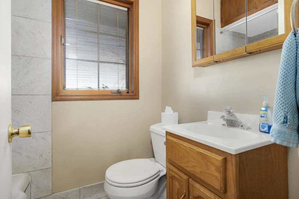 6240 Red Oak Road Mound, MN 55364
