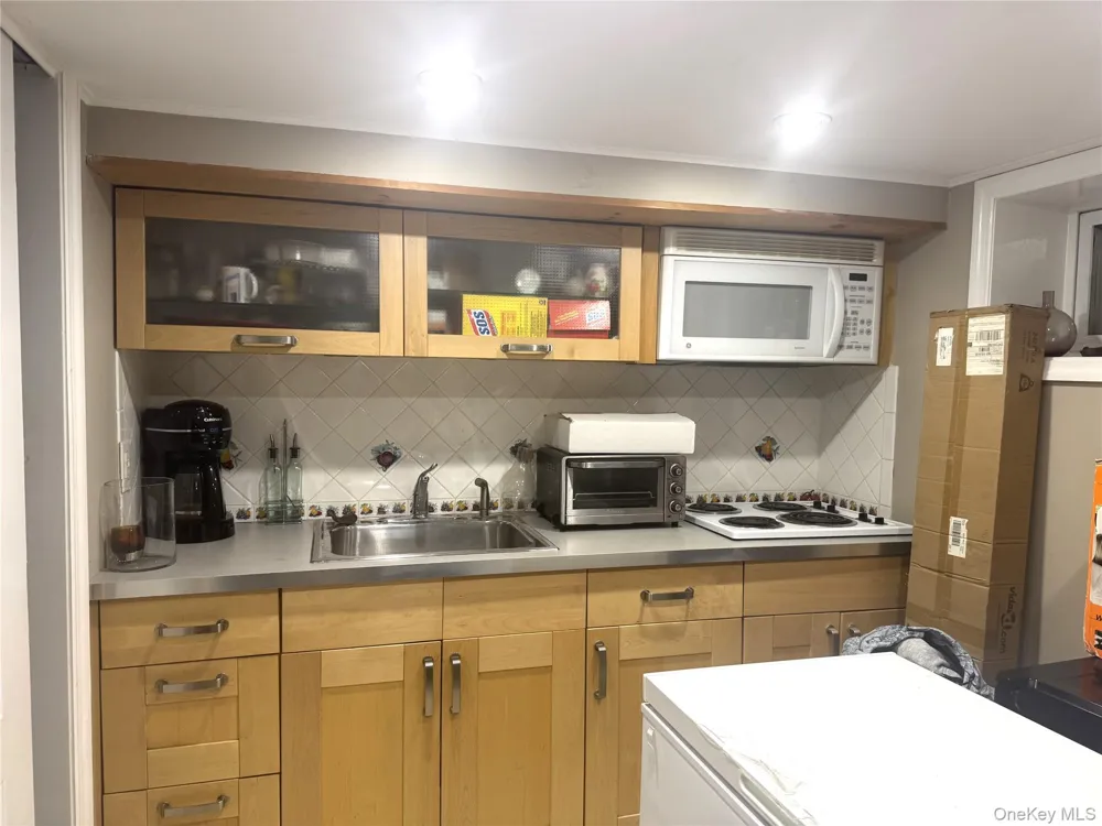 238 Laclede Avenue Uniondale, NY 11553