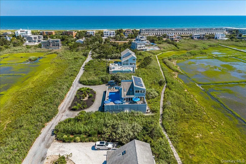 556 Dune Road Westhampton, NY 11977
