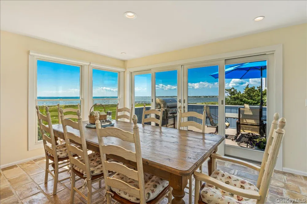 556 Dune Road Westhampton, NY 11977