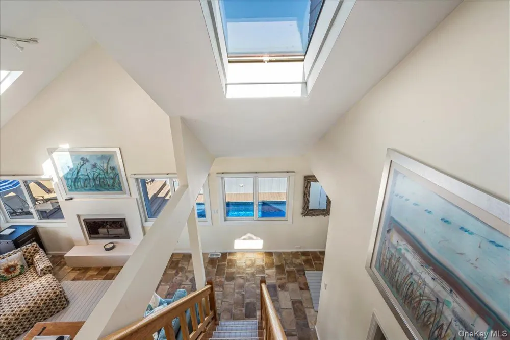 556 Dune Road Westhampton, NY 11977