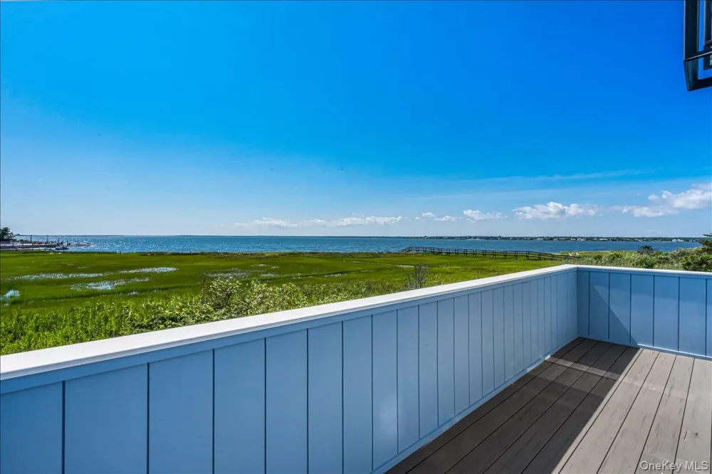 556 Dune Road Westhampton, NY 11977