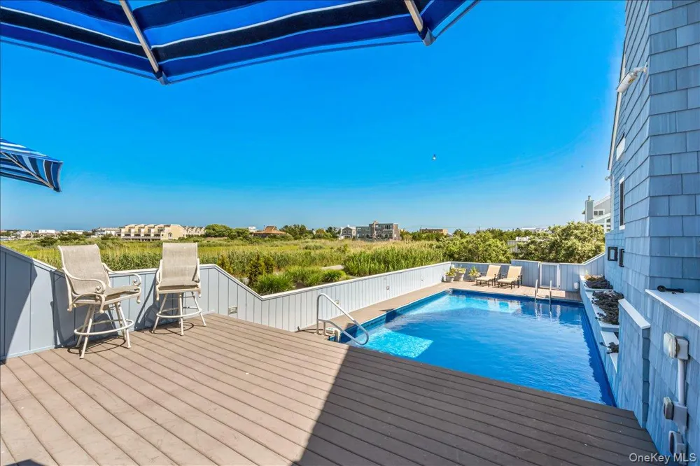 556 Dune Road Westhampton, NY 11977