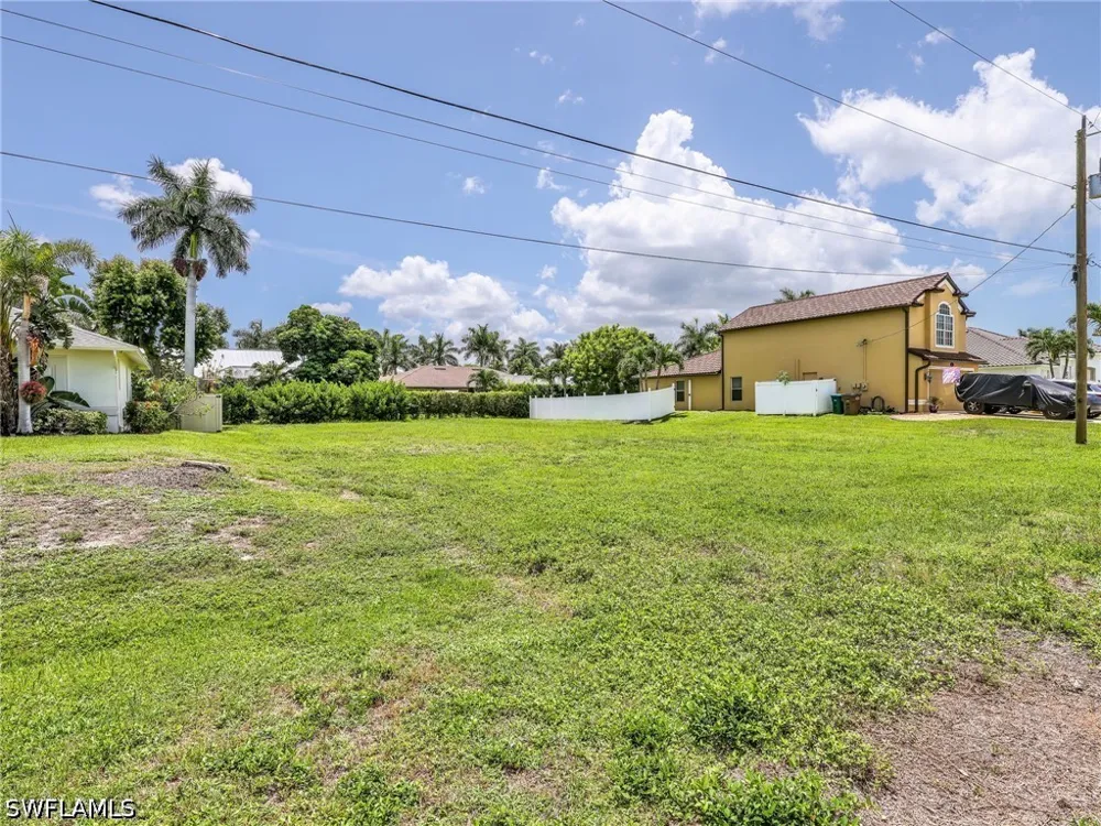 SW 27th Place Cape Coral, FL 33914