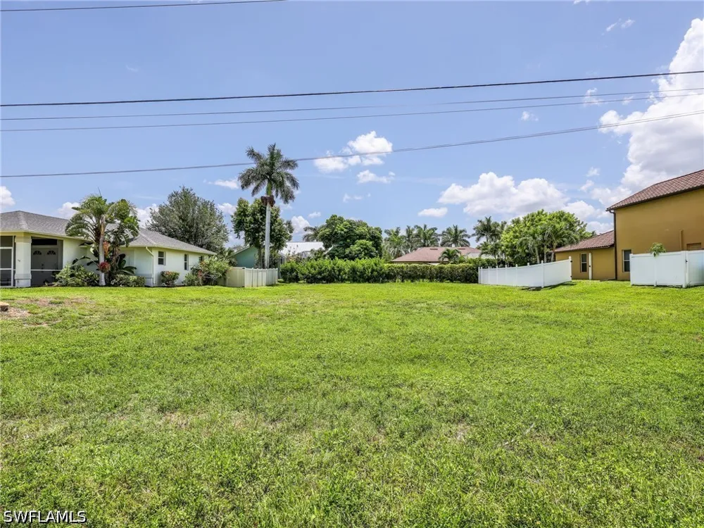 SW 27th Place Cape Coral, FL 33914