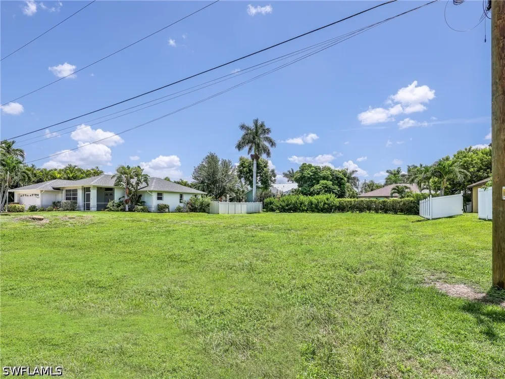 SW 27th Place Cape Coral, FL 33914