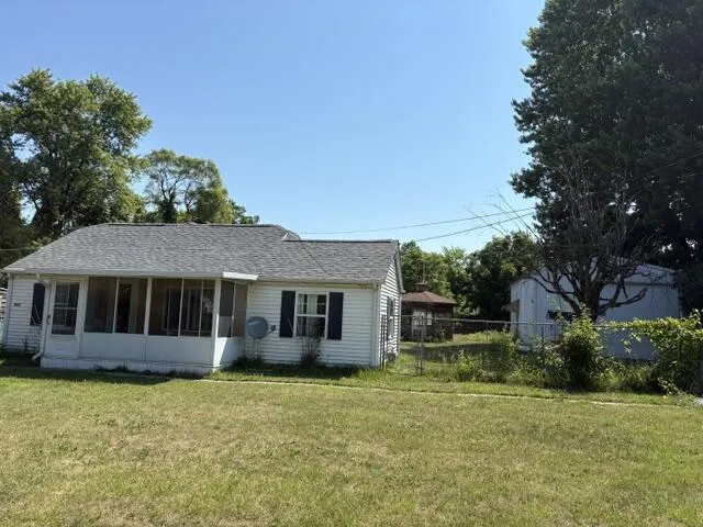 3157 Ludwig Street Burton, MI 48529