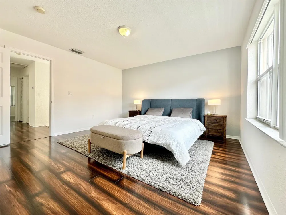 639 NW 130th Way Pembroke Pines, FL 33028