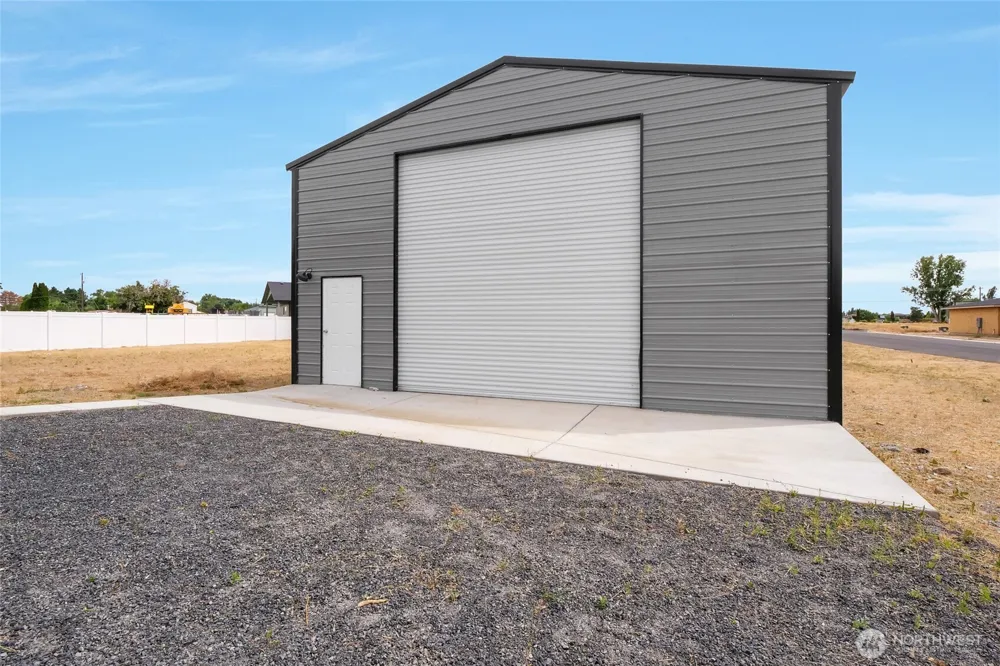 6425 Road 2.15 NE Moses Lake, WA 98837