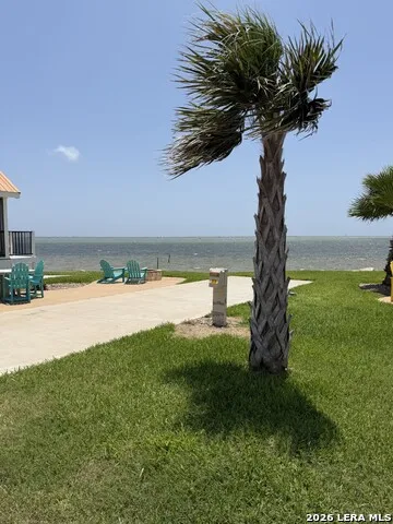 101 Caribbean Dr Corpus Christi, TX 78418