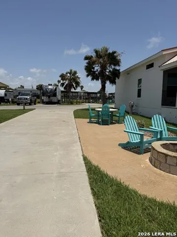 101 Caribbean Dr Corpus Christi, TX 78418