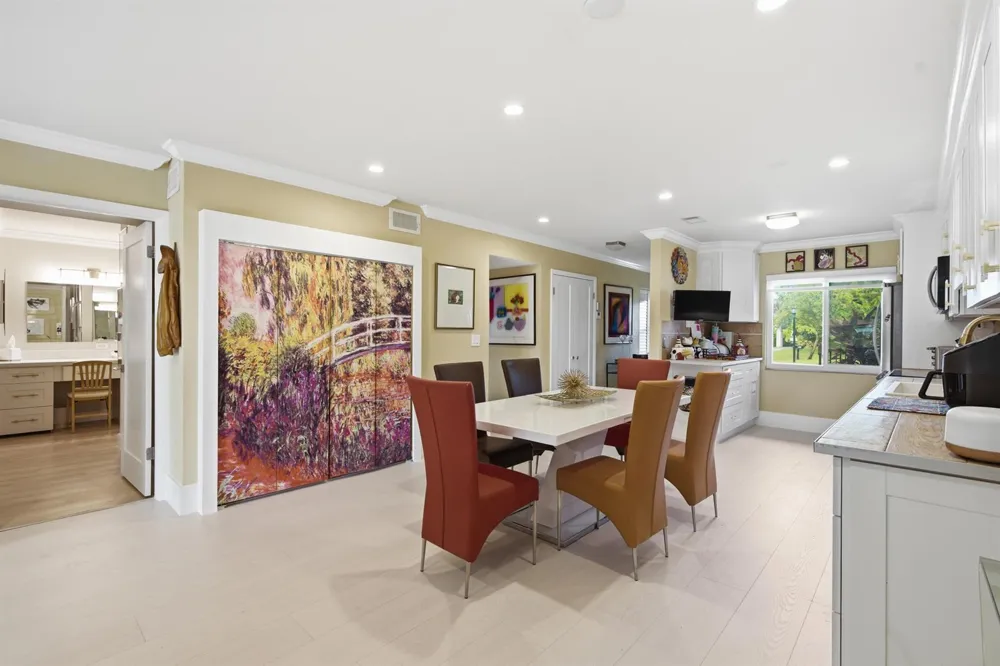 9232 Pecky Cypress Lane #2G Boca Raton, FL 33428
