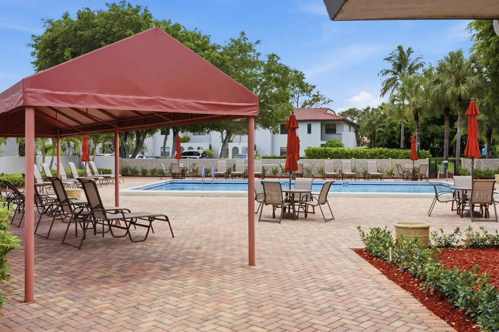 9232 Pecky Cypress Lane #2G Boca Raton, FL 33428