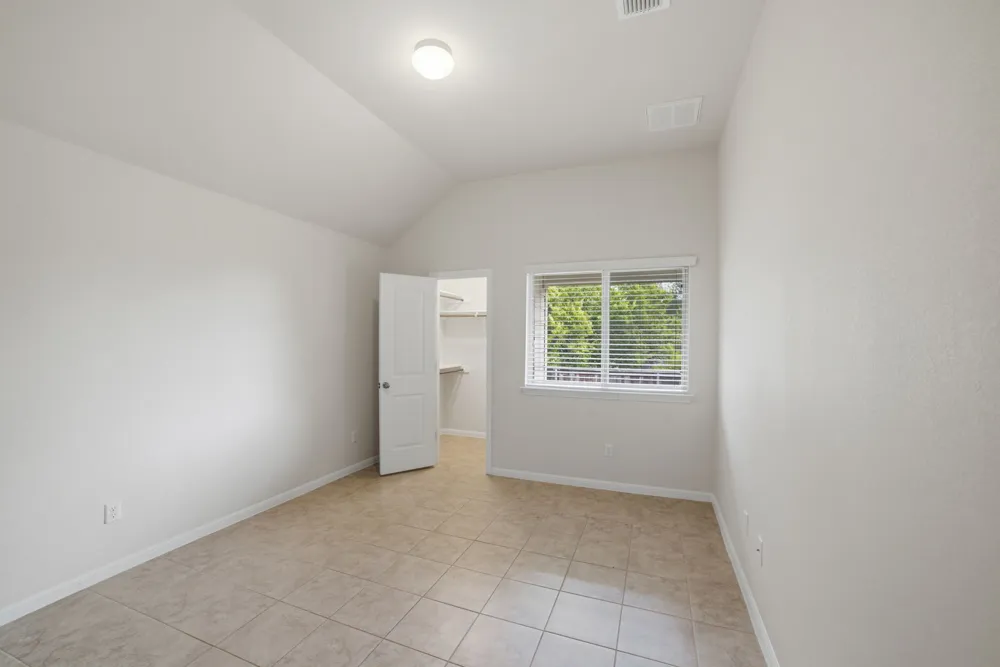 514 Nautical Loop Kyle, TX 78640
