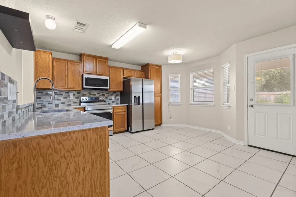 4703 Stonehaven Drive Temple, TX 76502
