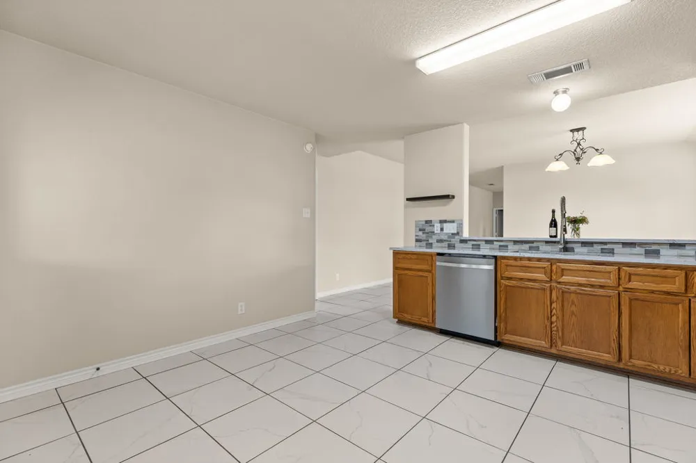 4703 Stonehaven Drive Temple, TX 76502