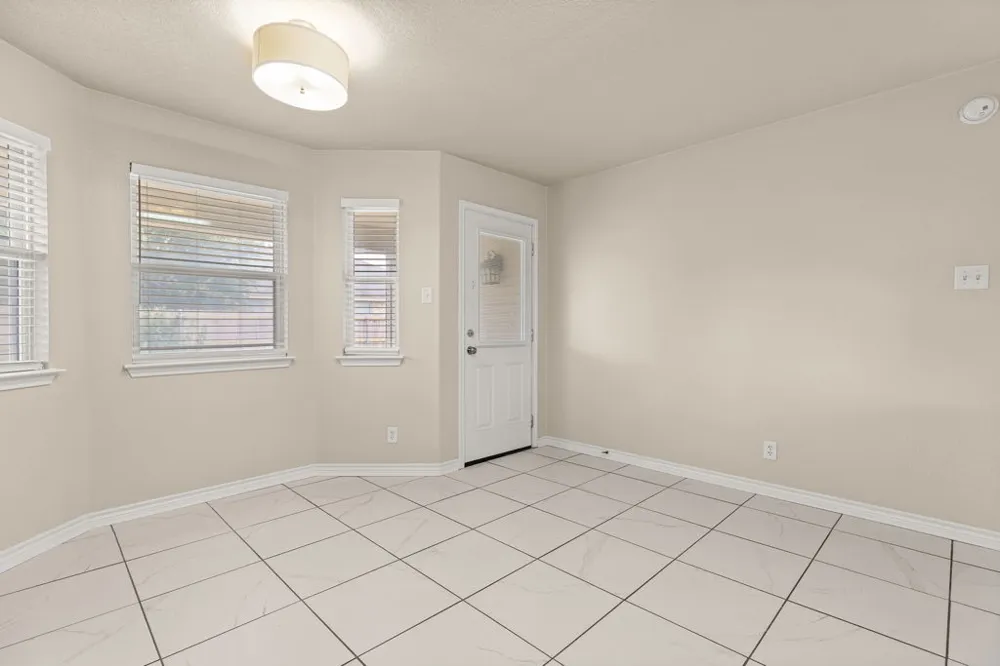 4703 Stonehaven Drive Temple, TX 76502