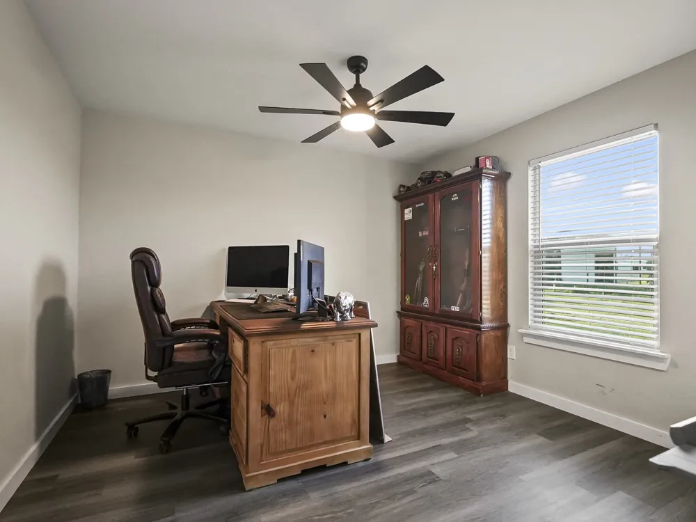 711 County Road 701 Cleburne, TX 76031