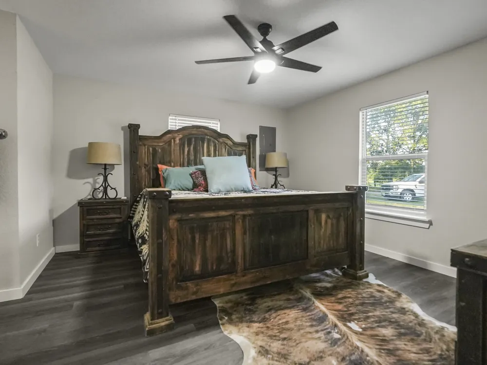 711 County Road 701 Cleburne, TX 76031