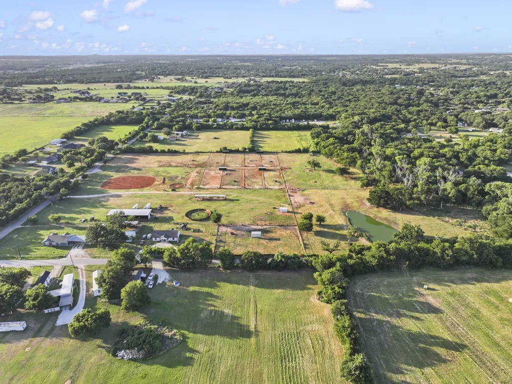 711 County Road 701 Cleburne, TX 76031
